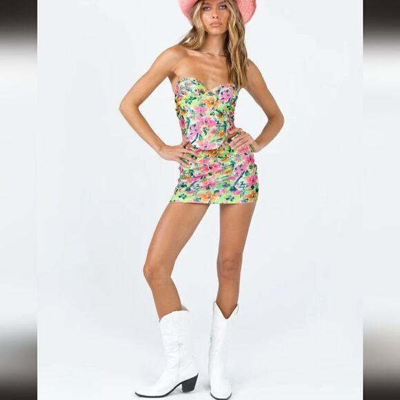 Princess Polly Two Piece Set NWT - Picture 4 of 8